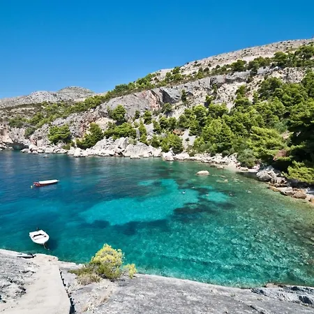 In With Sea View, Balcony, Air Conditioning, Wi-fi Guest house Hvar Town