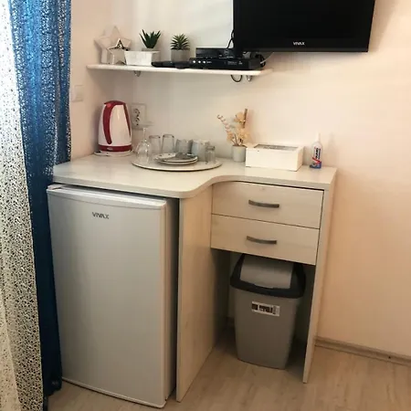 In With Sea View, Balcony, Air Conditioning, Wi-fi Guest house *