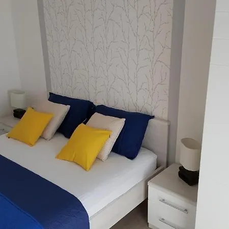 In With Sea View, Balcony, Air Conditioning, Wi-fi 3*
